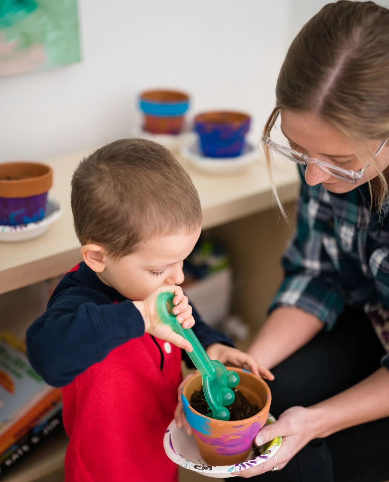 Feeding Therapy in Gurnee - child during a feeding therapy session at CST Academy